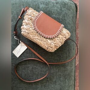Universal Thread Tan Woven Crossbody Bag